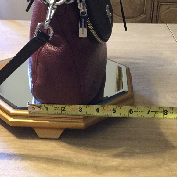 NEW, MICHAEL KORS Convertible Shoulder Bag. - Picture 8 of 8